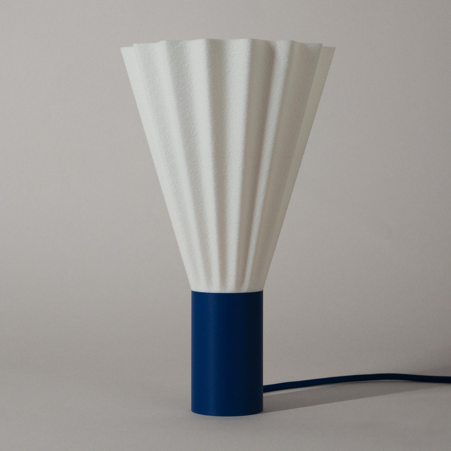 Plissé Torch – Royal Blue